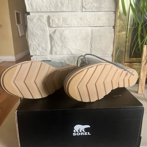 Sorel Evie II Lace in Quarry - Lace-Up Boots Size 8 - Picture 4 of 5